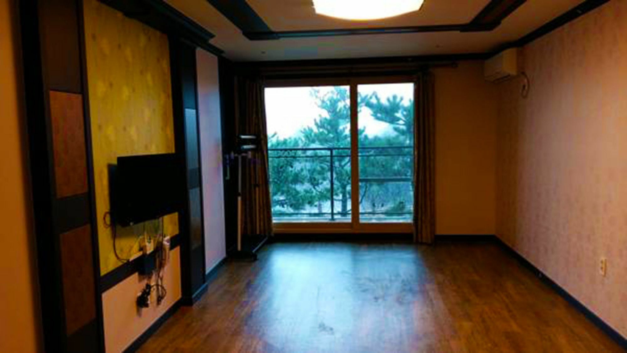 Jeju Ts Youth Hostel & Resort Seogwipo Eksteriør billede